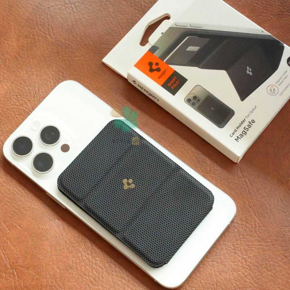 قیمت و خرید جا کارتی برند Spigen - پشتیبانی از قابلیت مگسیف 
